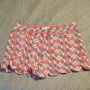 Crown & Ivy Coral and Navy Geometric Design Shorts With Scallopped Hem